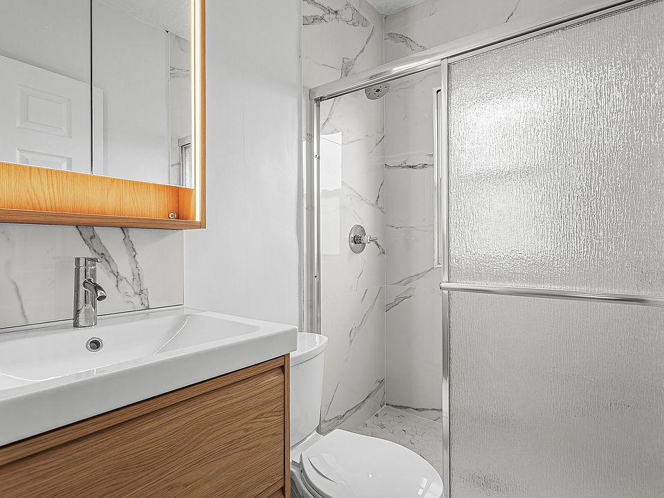 12567 Pinehurst St #1, photo 15