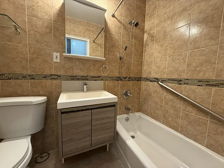 16 Stoner Ave #2-H — Photo 6