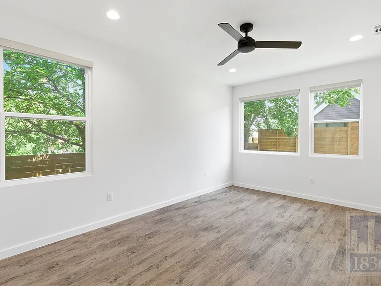 505 Thelma Dr #B — Photo 17