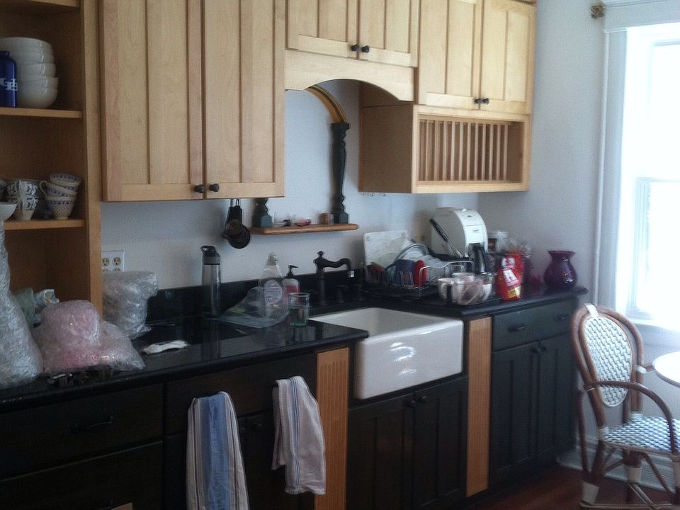 1st image of 15 Brantford Pl