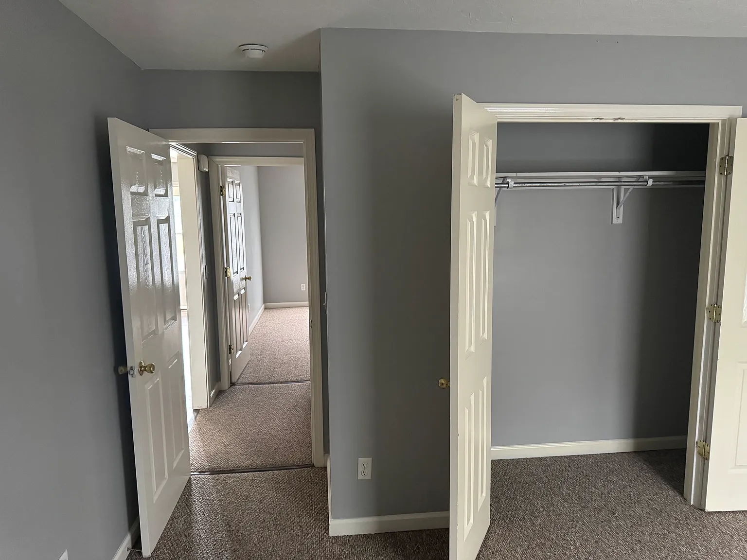 604 Clark Street — Photo 2