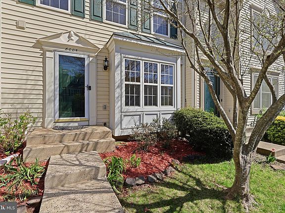 5th image of 6005 Raina Dr