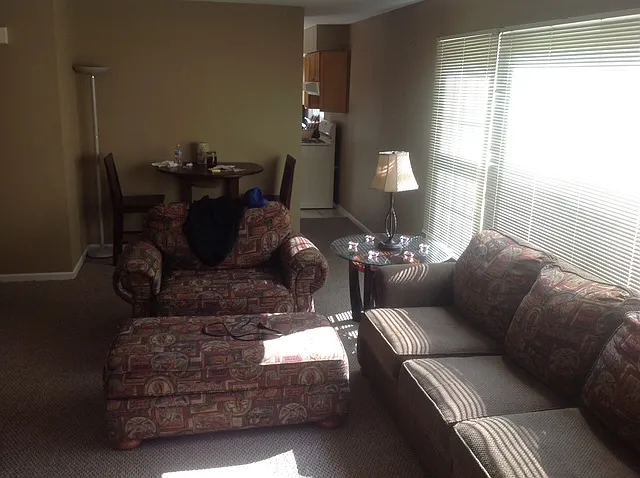 315 E Kenilworth Ave #1R — Photo 11