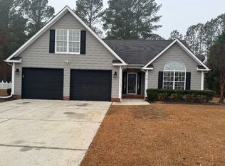 4400 Bluebush Dr, Fayetteville, NC 28312