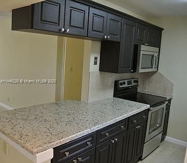 2nd image of 153 Lakeview Dr APT 202