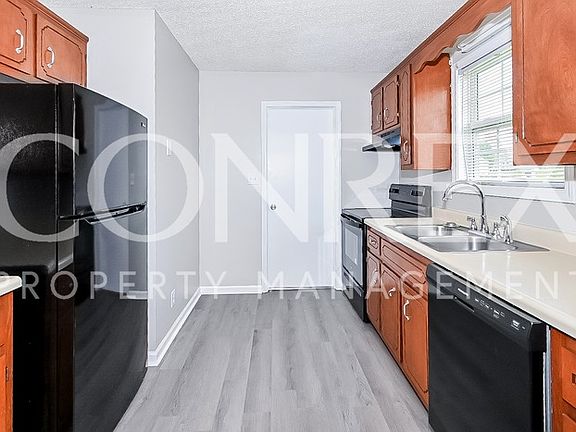 5th image of 1010 Bobcat Dr