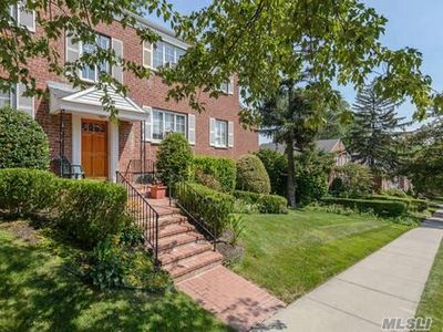 47 Nathan Hale Dr APT 14B, Huntington, NY, 11743