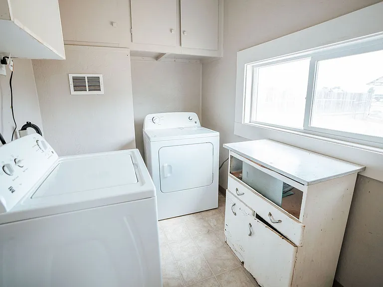691 School Rd — Photo 20