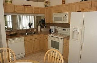 3rd image of 8804 Cascades Isle Blvd