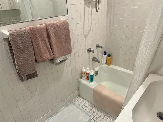 Rented by Moses Stoller, LREB | media 8