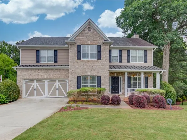 262 Sandhurst Ct, Suwanee, GA 30024