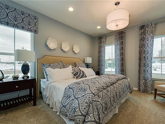 5th image of 319 Mershon Way