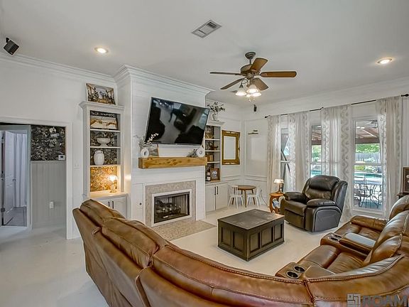5th image of 17182 Trinidad Dr