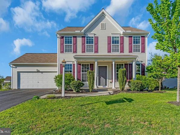 7059 Woodsman Dr, Harrisburg, PA 17111
