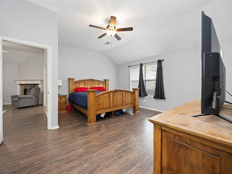 3345 Berzin Ct — Photo 10