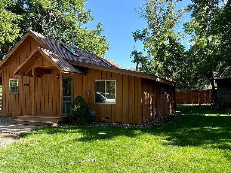 7242 Manastash Rd — Photo 8
