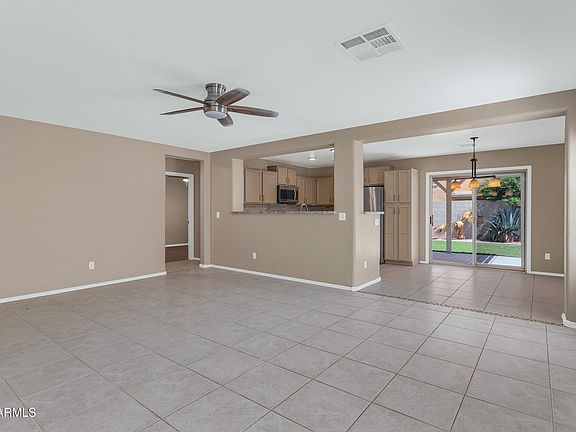 5th image of 11578 W CAROL Avenue