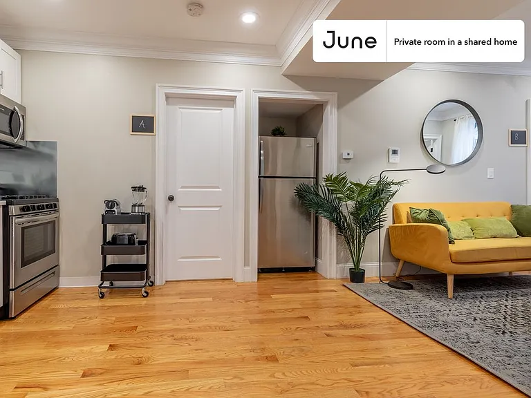 33 N Margin St #B — Photo 7