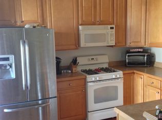 4458B Beacon Grove Cir, Fairfax, VA 22033
