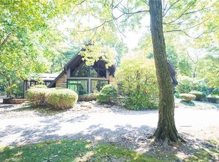 571 Utopia Rd, Apollo, PA 15613