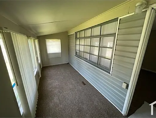 3 bed, 1024 sqft, $1,210 — Photo 3