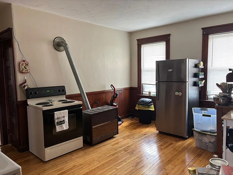 189 Grove St #3 — Photo 12