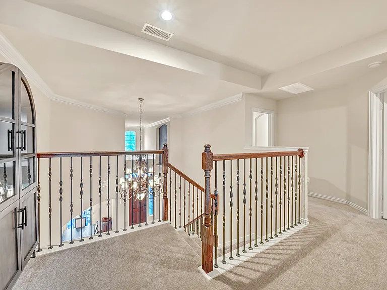 5048 Exposition Way — Photo 31