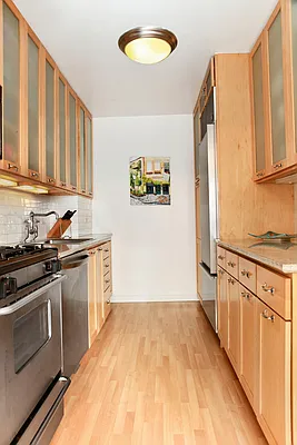 Sold by Corcoran | media 2