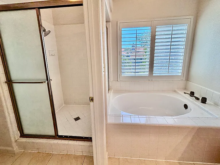 43991 Beretta Dr — Photo 25