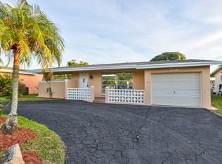 8680 NW 27th Pl, Sunrise, FL 33322