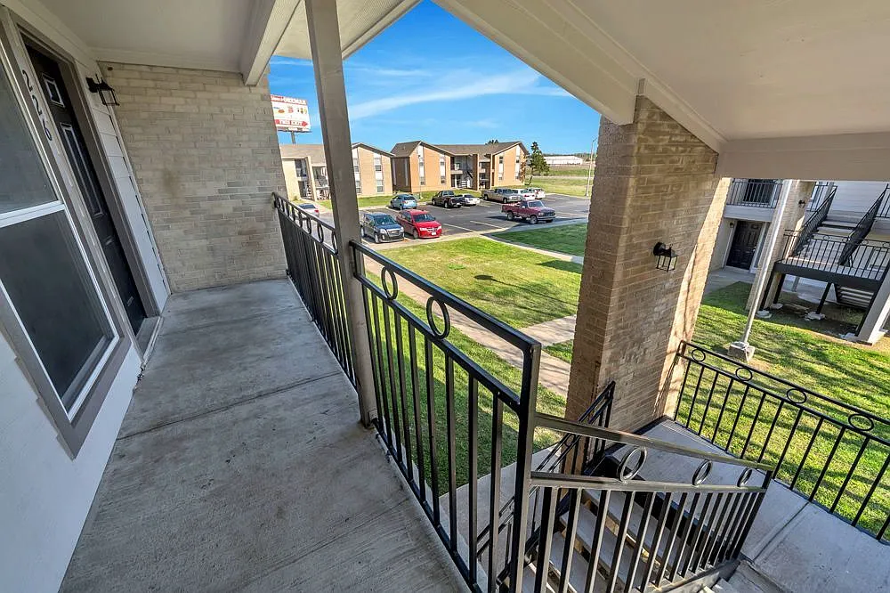 The Residence at Okemah — Photo 1