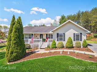 373 Hemlock Springs Trl, Weaverville, NC 28787