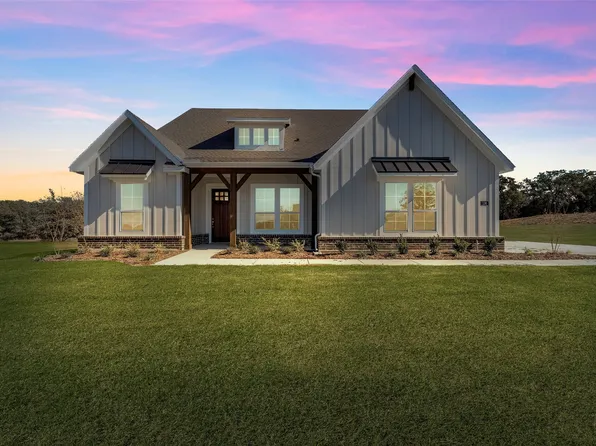 136 Oak Grove Way, Springtown, TX 76082