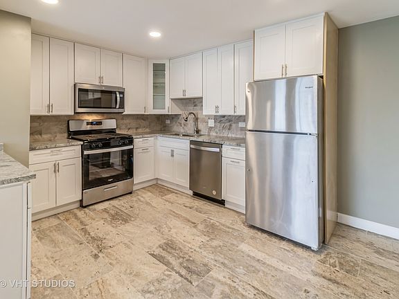 3rd image of 11100 S 84th Ave APT 3A