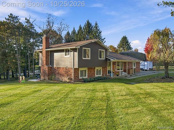 2nd image of 8665 Tindall Rd