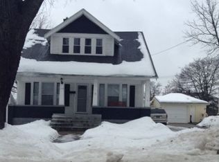 1114 Courtney St NW, Grand Rapids, MI 49504