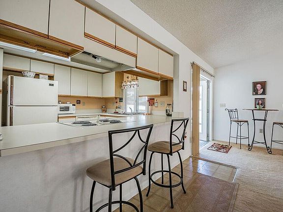 5th image of 1852 Stella Ct E