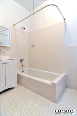 Rented by CitySites Real Estate Group | media 9