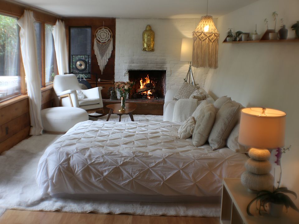 1st image of 383 Lovell Ave #A