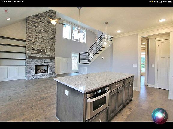 5th image of 214 Ernest Dr