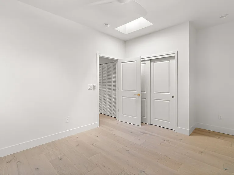 1413 Orange Ln — Photo 12