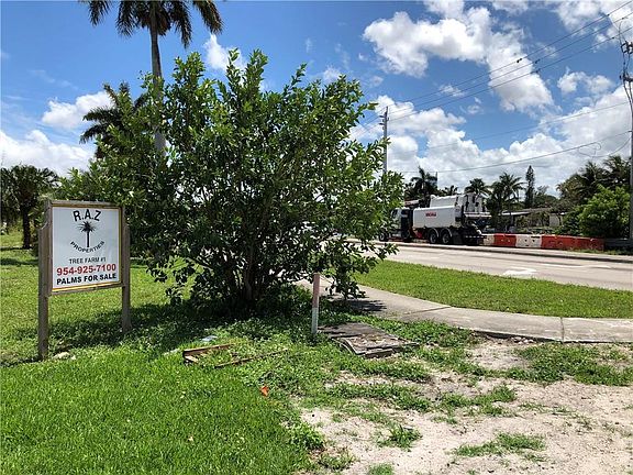 4th image of 3990 Griffin Road