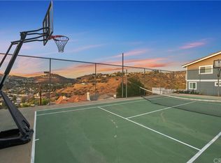 12382 Baja Panorama, Santa Ana, CA 92705