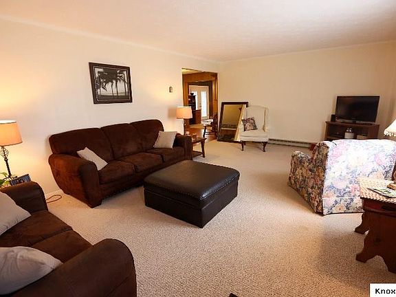 3rd image of 119 Jonathon Dr