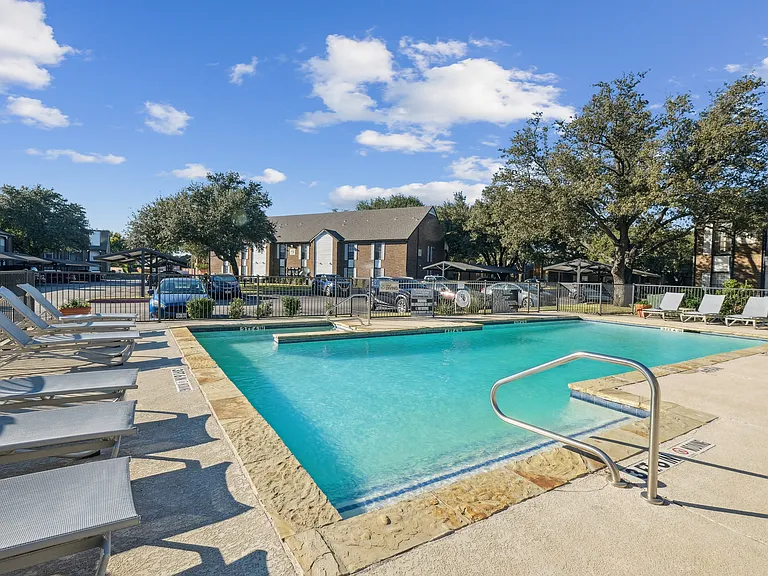 The Arbors of Euless Apartments — Photo 32