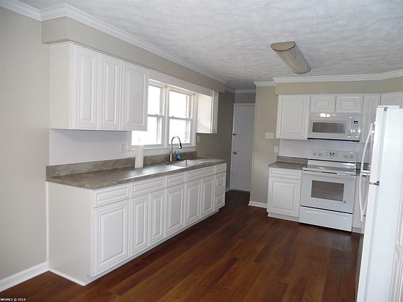 3rd image of 6184 Virginia Ave