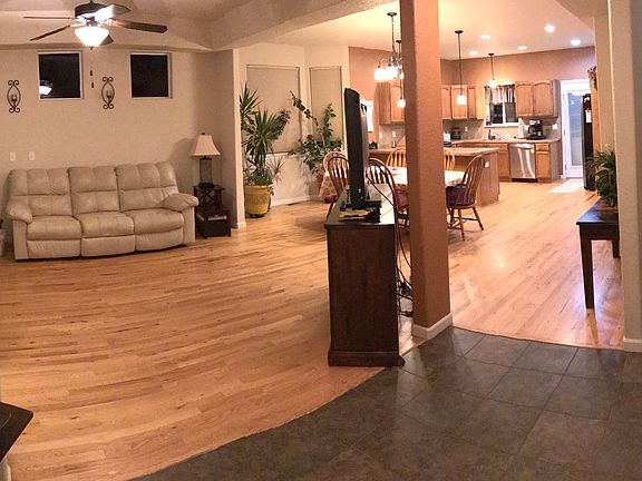 2nd image of 4319 Bobolink Ln