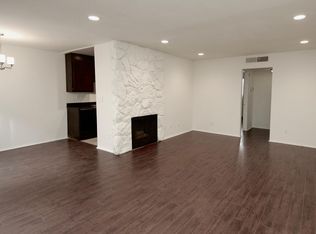 11911 Dorothy St #305, Los Angeles, CA 90049