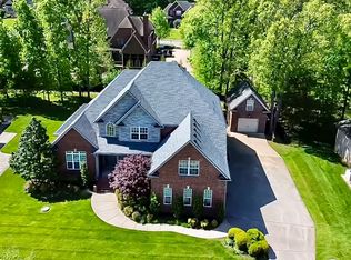 1215 Twin View Dr, Murfreesboro, TN 37128