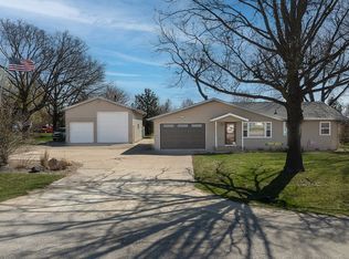 2469 Highway 13, Marion, IA 52302